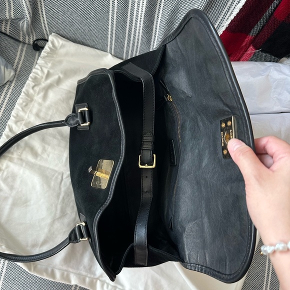 Loewe Alamo 36 Anagram Handbag Suede Black Gold Hardware - Picture 8 of 16